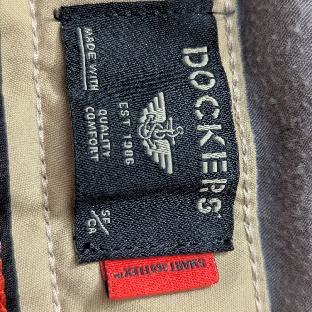 Dockers Size 38 Men's 360 Flex Chinos Chambray Blue EUC
